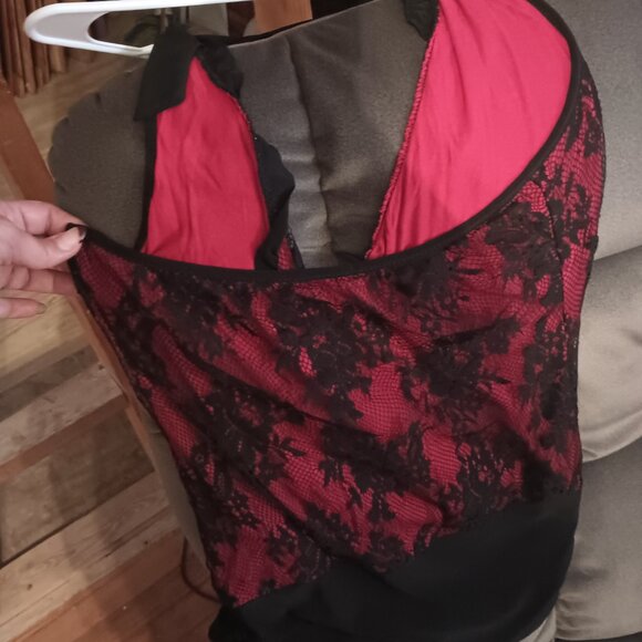 Dressy top - Picture 2 of 4